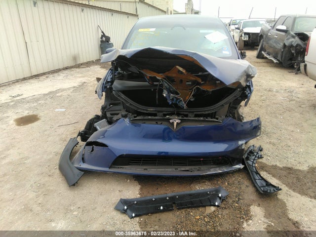 2023 Tesla Model X, VIN: 7SAXCDE51PF372902