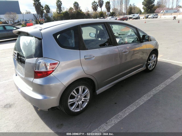 2010 HONDA FIT SPORT VIN: JHMGE8H49AS022833