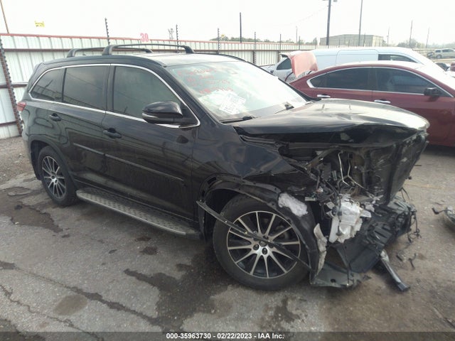 2017 5TDJZRFH5HS465765 main image