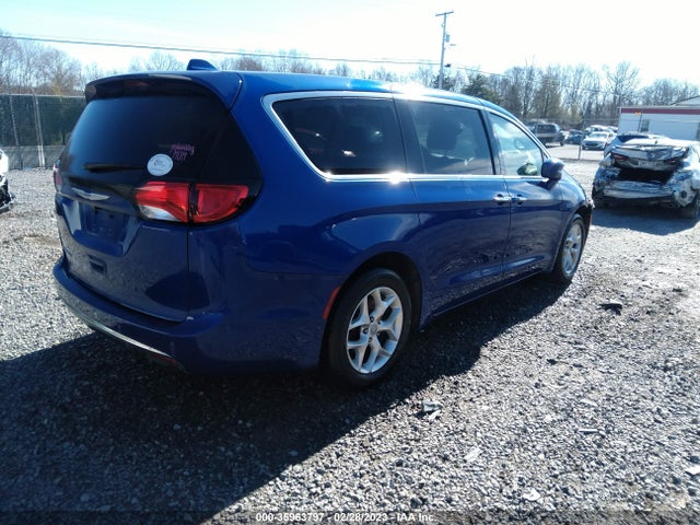 Chrysler Pacifica Touring Plus 2018 2C4RC1FG8JR235391 Image 4