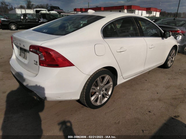YV1902FH3B2005095 Volvo S60 W/moonroof