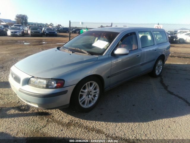 YV1SW53D411138570 Volvo V70