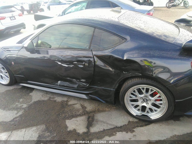 2017 Toyota 86, VIN: JF1ZNAA11H8701509