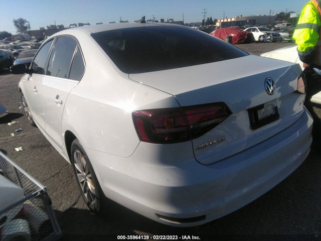 2016 Volkswagen Jetta, VIN: 3VWD67AJ9GM315433