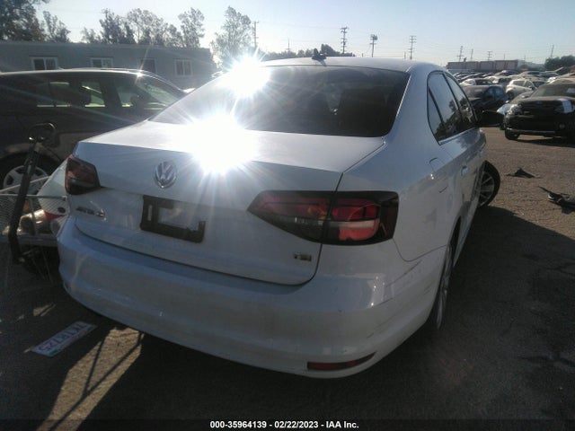 2016 Volkswagen Jetta, VIN: 3VWD67AJ9GM315433