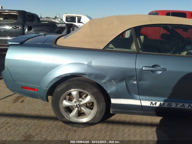 35964220 :رقم المزاد ، 1ZVFT84N075366833 vin ، 2007 Ford Mustang Deluxe/premium مزاد بيع