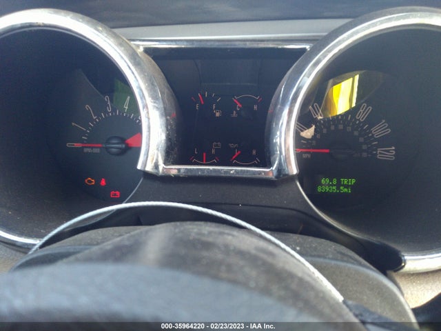 35964220 :رقم المزاد ، 1ZVFT84N075366833 vin ، 2007 Ford Mustang Deluxe/premium مزاد بيع