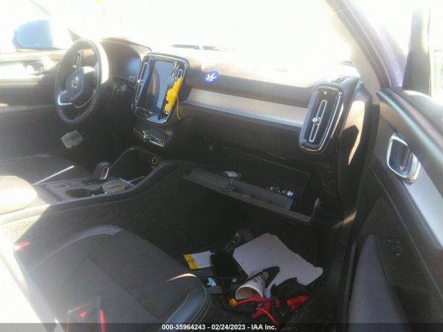 YV4AC2HKXL2242426 Volvo Xc40 T4 Momentum