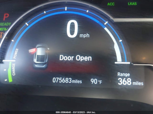 2018 Honda Clarity, VIN: JHMZC5F35JC002290