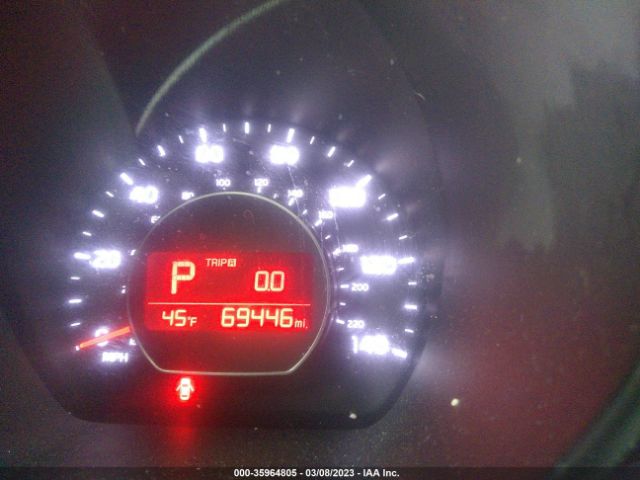 KNDJN2A26H7498967 KIA Soul Base