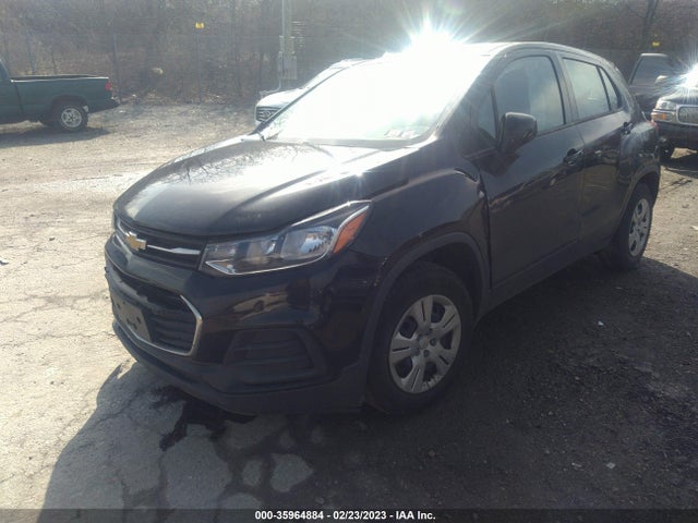 Chevrolet TRAX LS 2017 3GNCJKSB6HL279321 Image 2