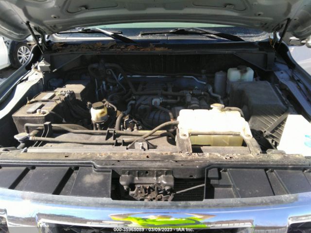 5BZAF0AAXJN851947 Nissan Nv Passenger Nv3500 Hd Sl