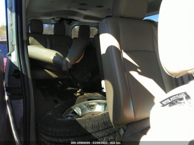 5BZAF0AAXJN851947 Nissan Nv Passenger Nv3500 Hd Sl