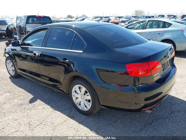 3VWDP7AJ5DM378585 Volkswagen Jetta Sedan Se