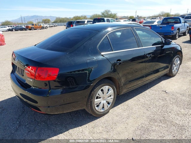 3VWDP7AJ5DM378585 Volkswagen Jetta Sedan Se
