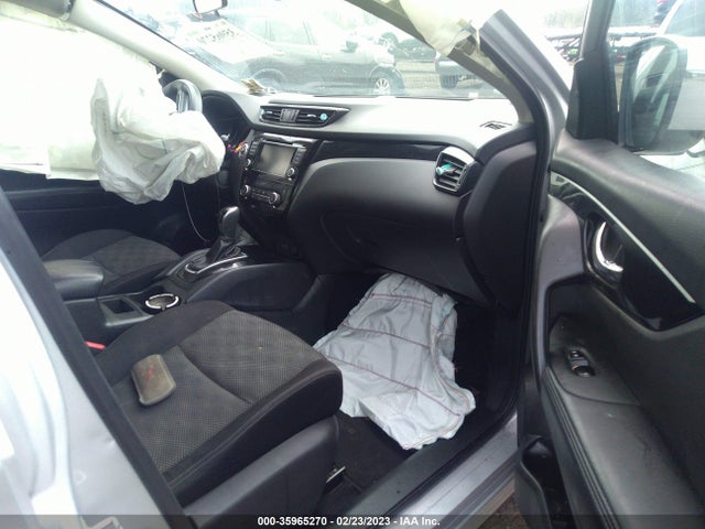 2020 Nissan Rogue, VIN: JN1BJ1CW1LW642985