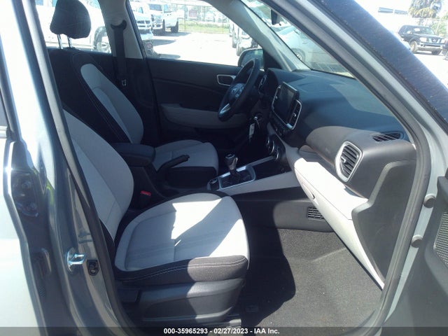 2023 Hyundai Venue, VIN: KMHRC8A33PU214209
