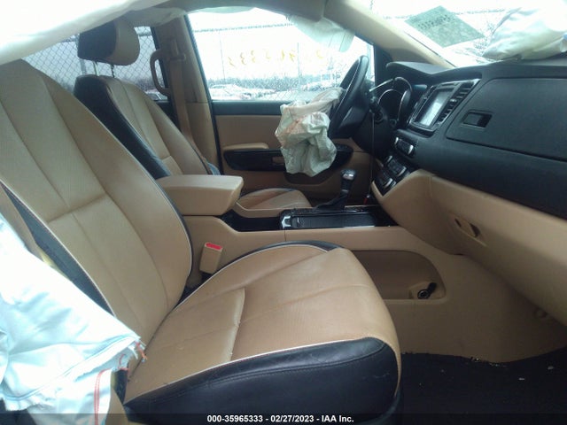 2017 Kia Sedona, VIN: KNDMC5C17H6319432