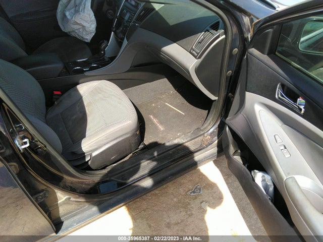 2013 HYUNDAI SONATA GLS VIN: 5NPEB4AC9DH720079