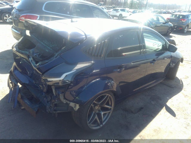Ford FOCUS ST 2017 1FADP3L92HL213024 Image 4