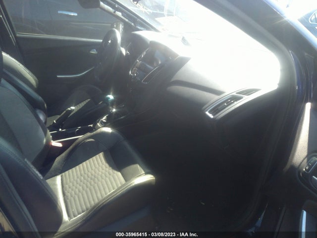 Ford FOCUS ST 2017 1FADP3L92HL213024 Image 5