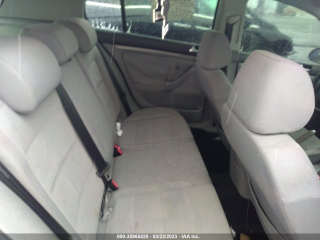 Volkswagen Rabbit 2007 WVWCS71K57W064610 Image 8