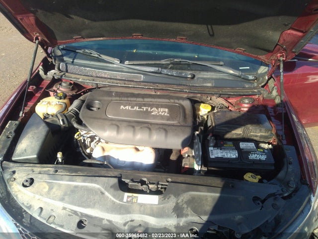 1C3CCCAB8FN587490 Chrysler 200 Limited