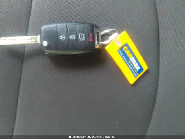 KNDJN2A20F7200507 KIA Soul Base