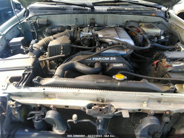 2002 TOYOTA 4RUNNER SR5 VIN: JT3GN86R620240553