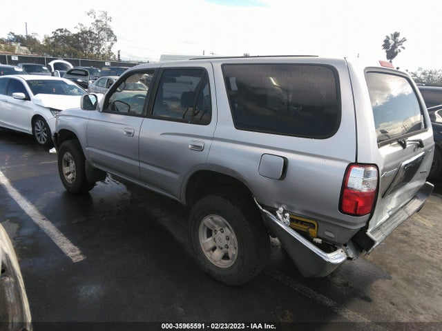 2002 TOYOTA 4RUNNER SR5 VIN: JT3GN86R620240553
