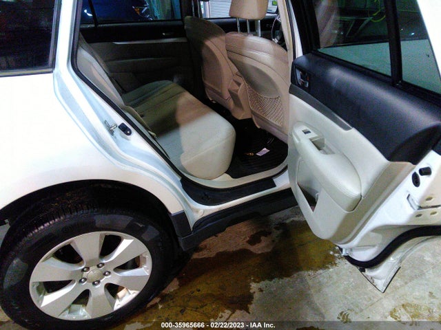 Продажа на аукционе авто 2012 Subaru Outback 2.5i Prem, vin: 4S4BRBGC4C3266422, номер лота: 35965666