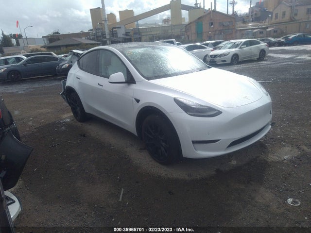 2022 7SAYGDEE8NF558734 main image