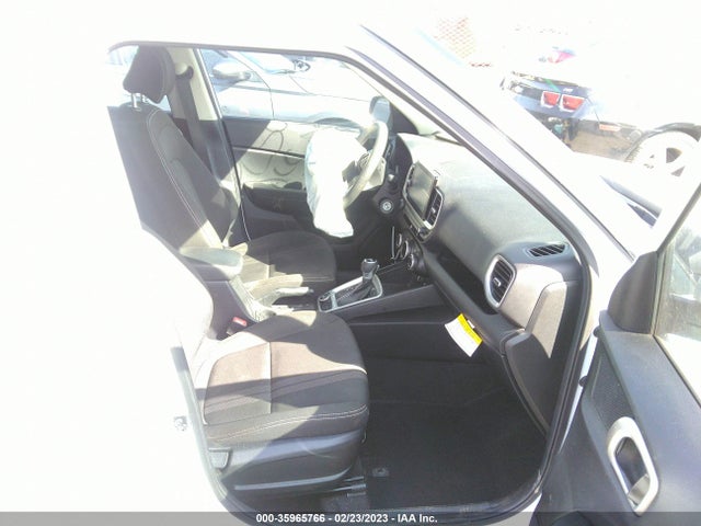 2020 HYUNDAI VENUE SEL VIN: KMHRC8A33LU029281