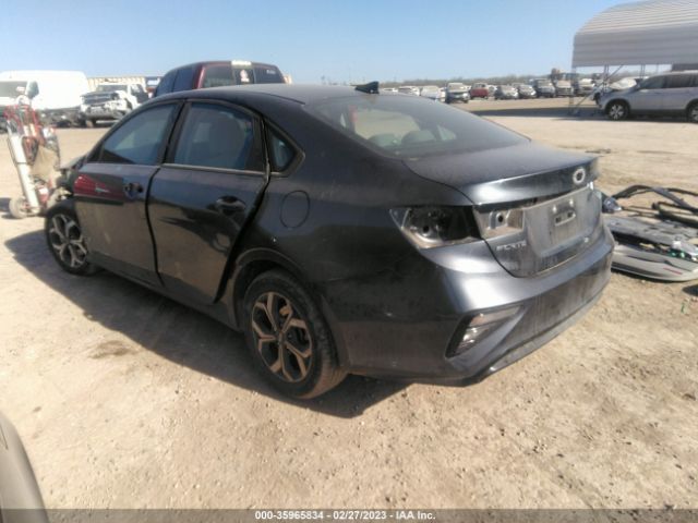 3KPF24AD9ME373385 KIA Forte Lxs