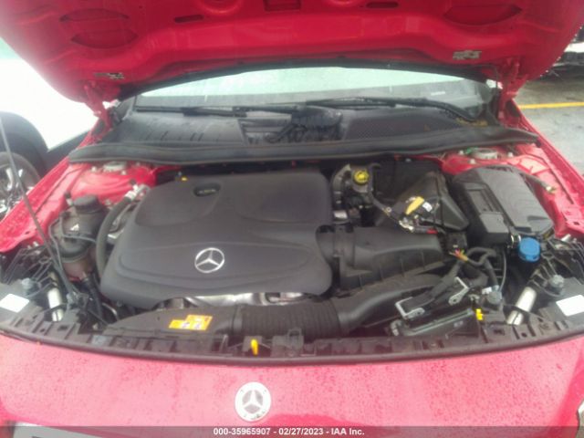 WDCTG4EB1KU015946 Mercedes-Benz Gla Gla 250