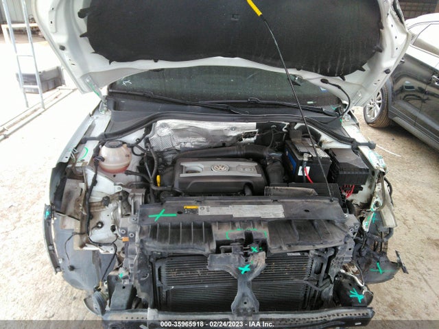 WVGBV7AX3HK046500 Volkswagen TIGUAN