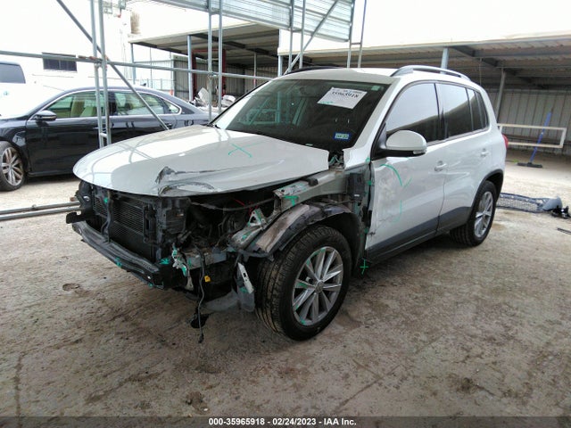 WVGBV7AX3HK046500 Volkswagen TIGUAN