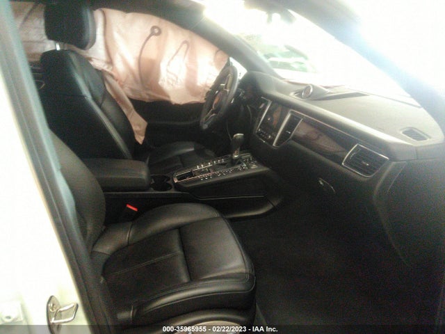 2018 Porsche Macan, VIN: WP1AA2A5XJLB05179