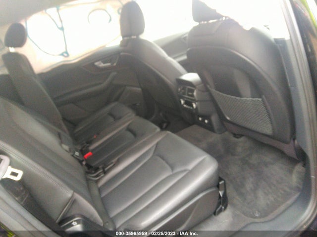WA1VAAF72JD028271 Audi Q7 Prestige