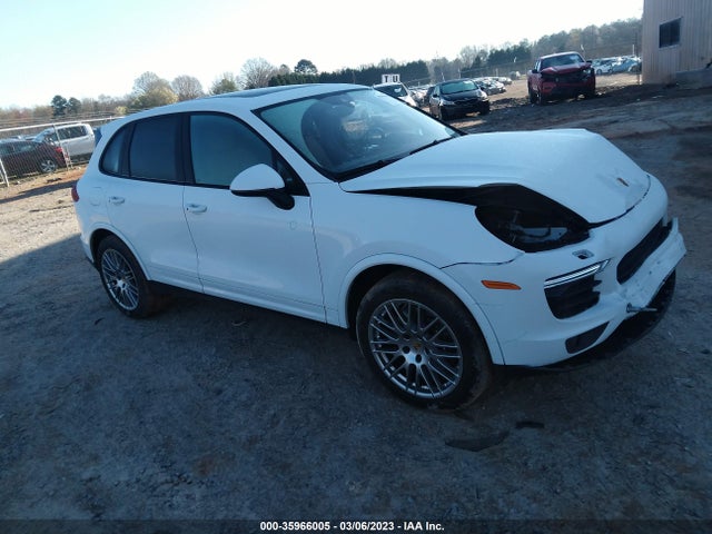 2018 Porsche Cayenne, VIN: WP1AA2A24JKA01590