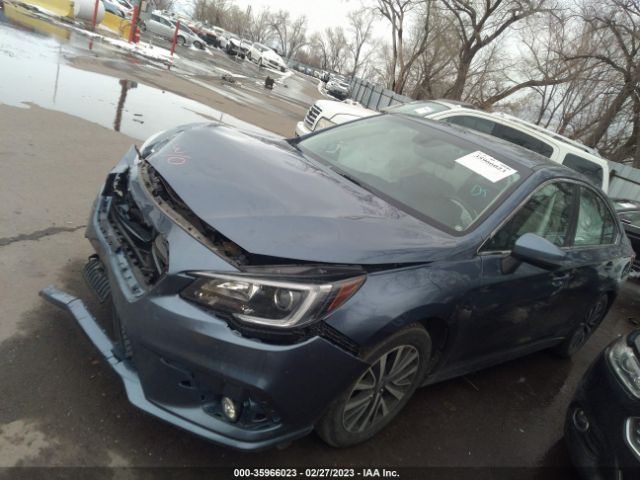4S3BNAF66J3043799 Subaru Legacy Premium