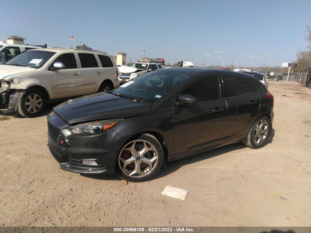 2015 Ford Focus, VIN: 1FADP3L98FL216491