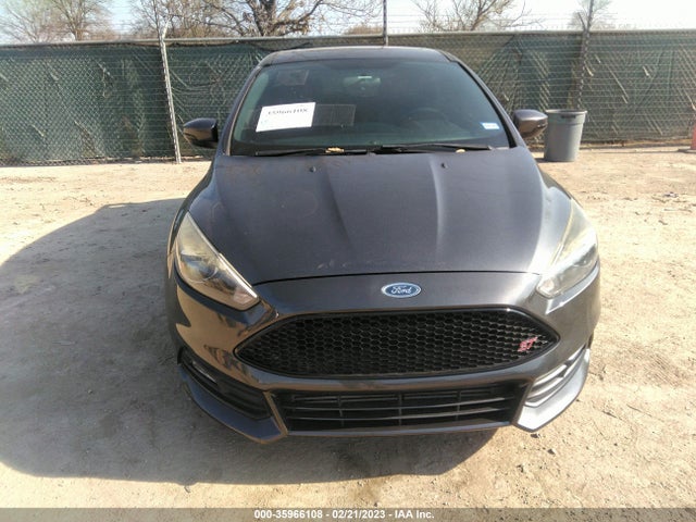 2015 Ford Focus, VIN: 1FADP3L98FL216491
