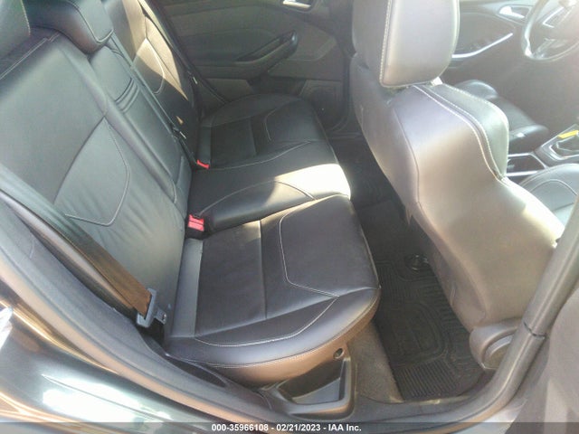 2015 Ford Focus, VIN: 1FADP3L98FL216491