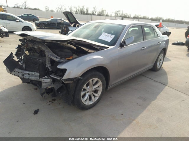 2C3CCAAG3FH887205 Chrysler 300 Limited