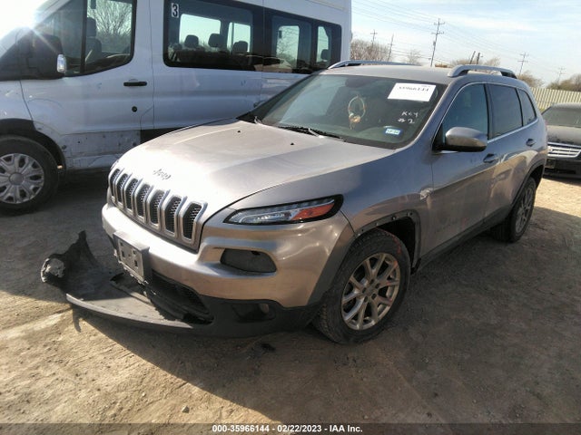 1C4PJLLB2JD513495 Jeep Cherokee Latitude Plus