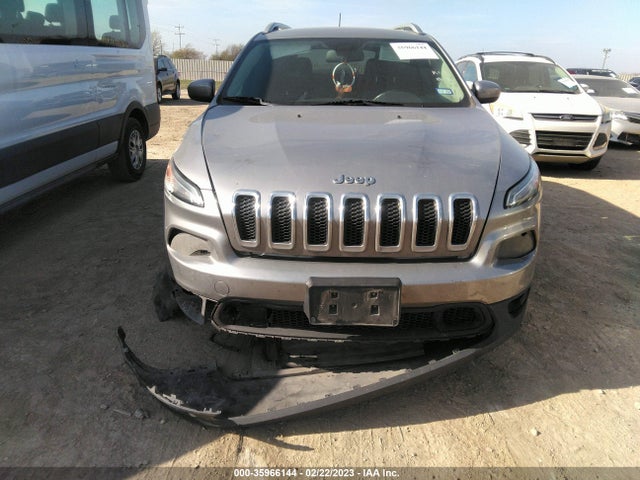 1C4PJLLB2JD513495 Jeep Cherokee Latitude Plus