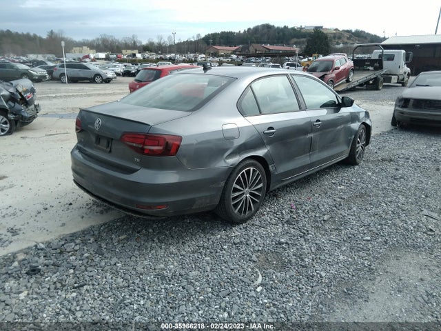 3VWD17AJ5HM395295 Volkswagen Jetta 1.8t Sport