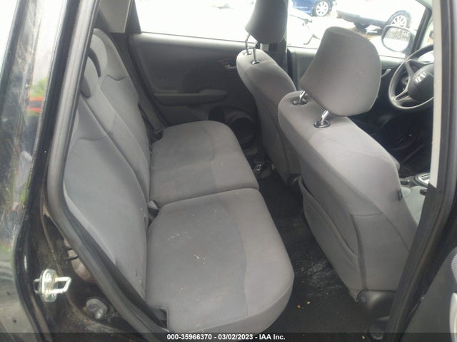 2009 HONDA FIT VIN: JHMGE882X9S061926