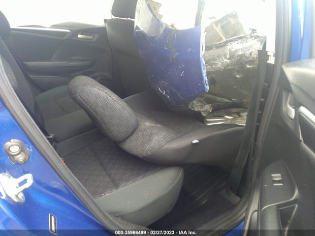Honda FIT LX 2015 3HGGK5H57FM787221 Image 8